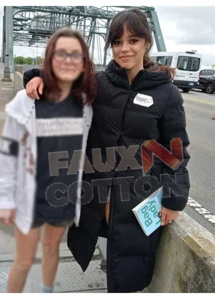 Finestkind Jenna Ortega Mabel Puffer Coat
